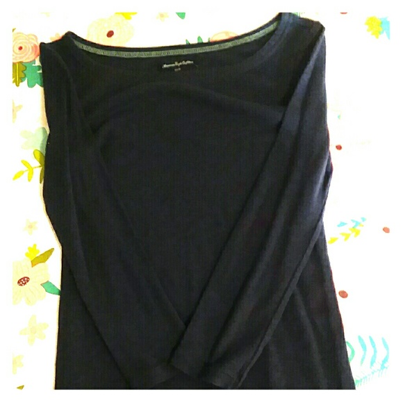 American Eagle Outfitters Tops - T shirt